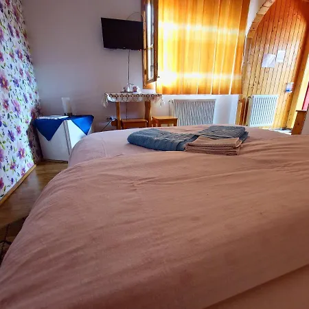 Casa Lav Guest house *